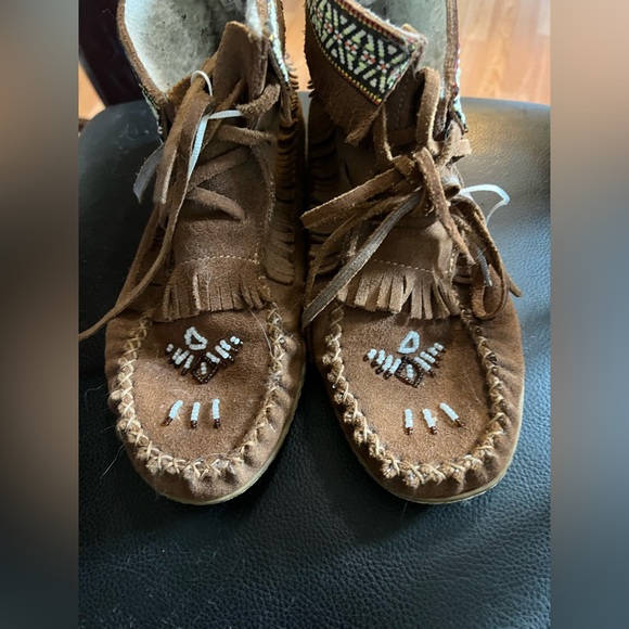 Moccasin - Picture 5 of 5